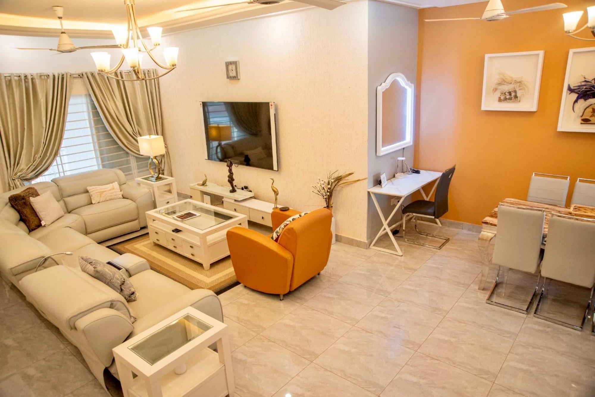 Seyramz Palace - Free Airport Pick Up - High Speed Starlink Wifi - Car Rental Ταμάλε Εξωτερικό φωτογραφία